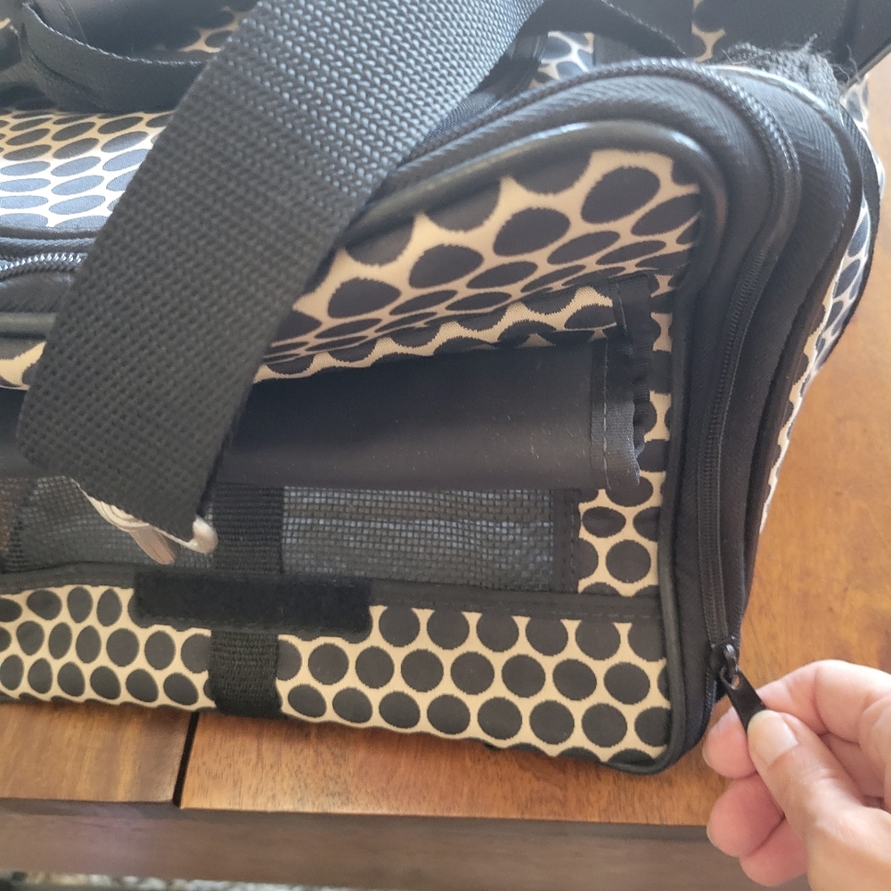 Deluxe Puppy, Small Dog (or cat) canvas carrier, black and cream - Picture 5 of 14